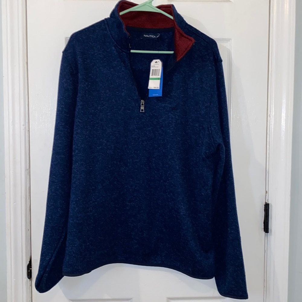 Unisex. Nautica Navy blue size large.